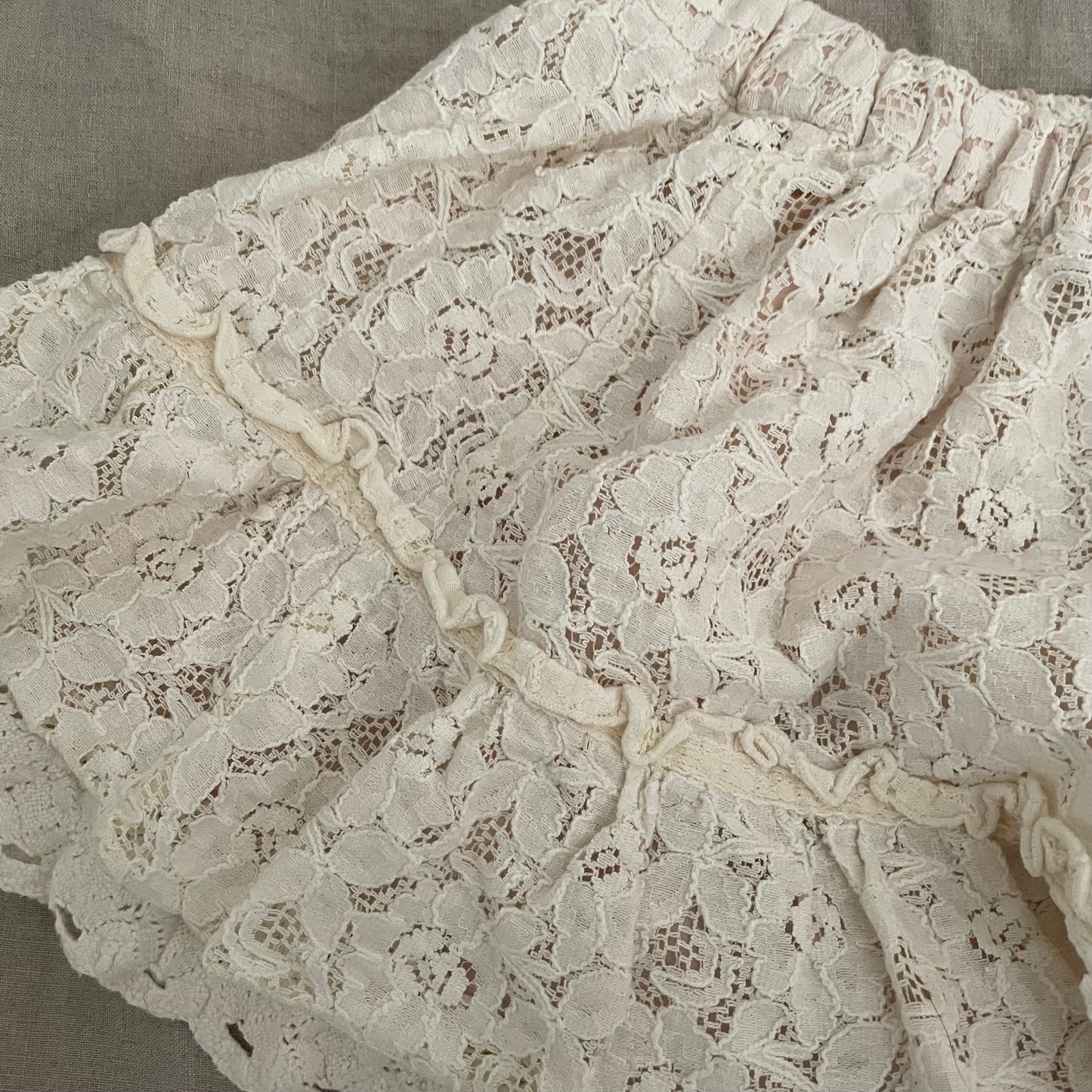 off white cream lacey puffy bloomer skort with ribbon detail