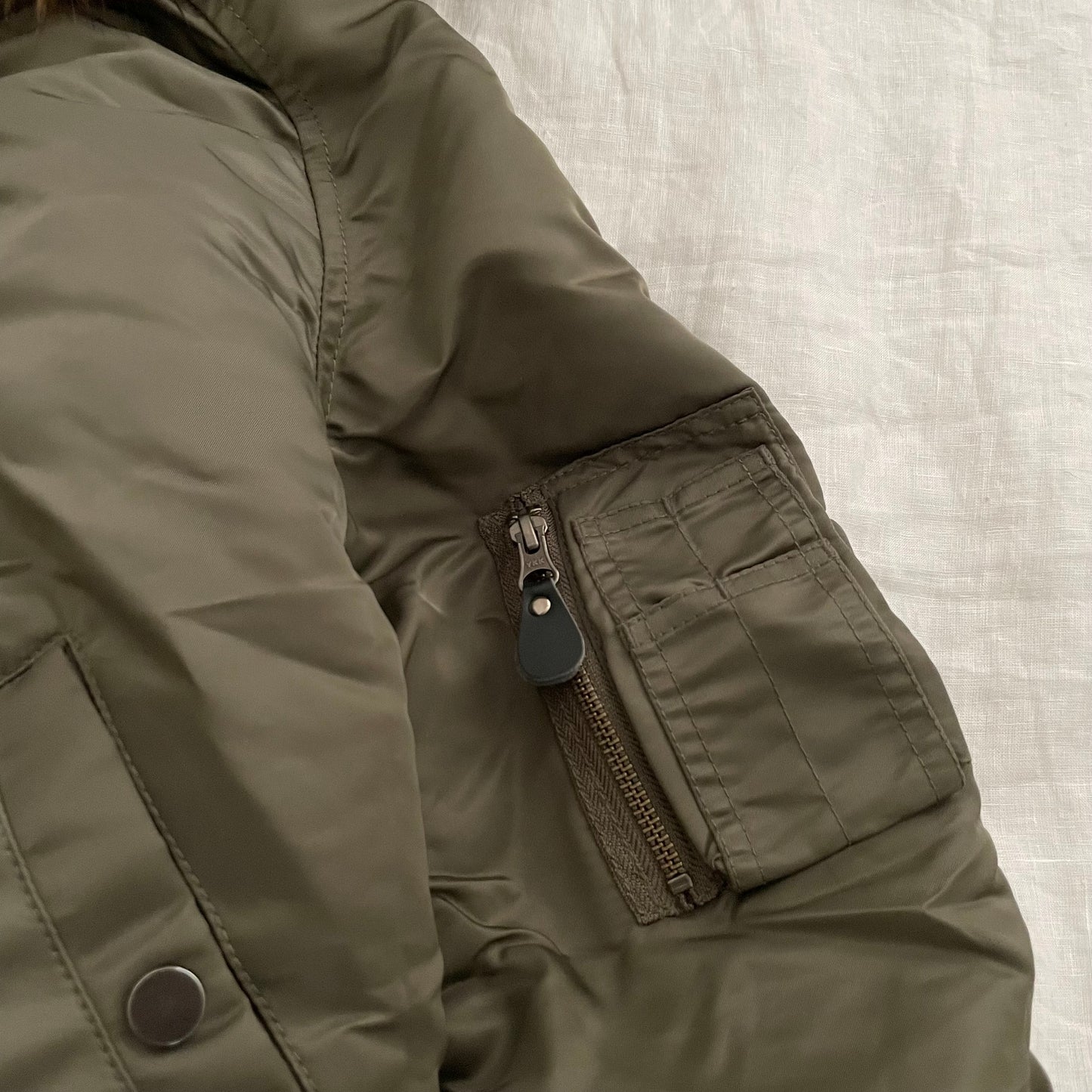 grace class/continential khaki puffer blouson jacket with pleated back detail