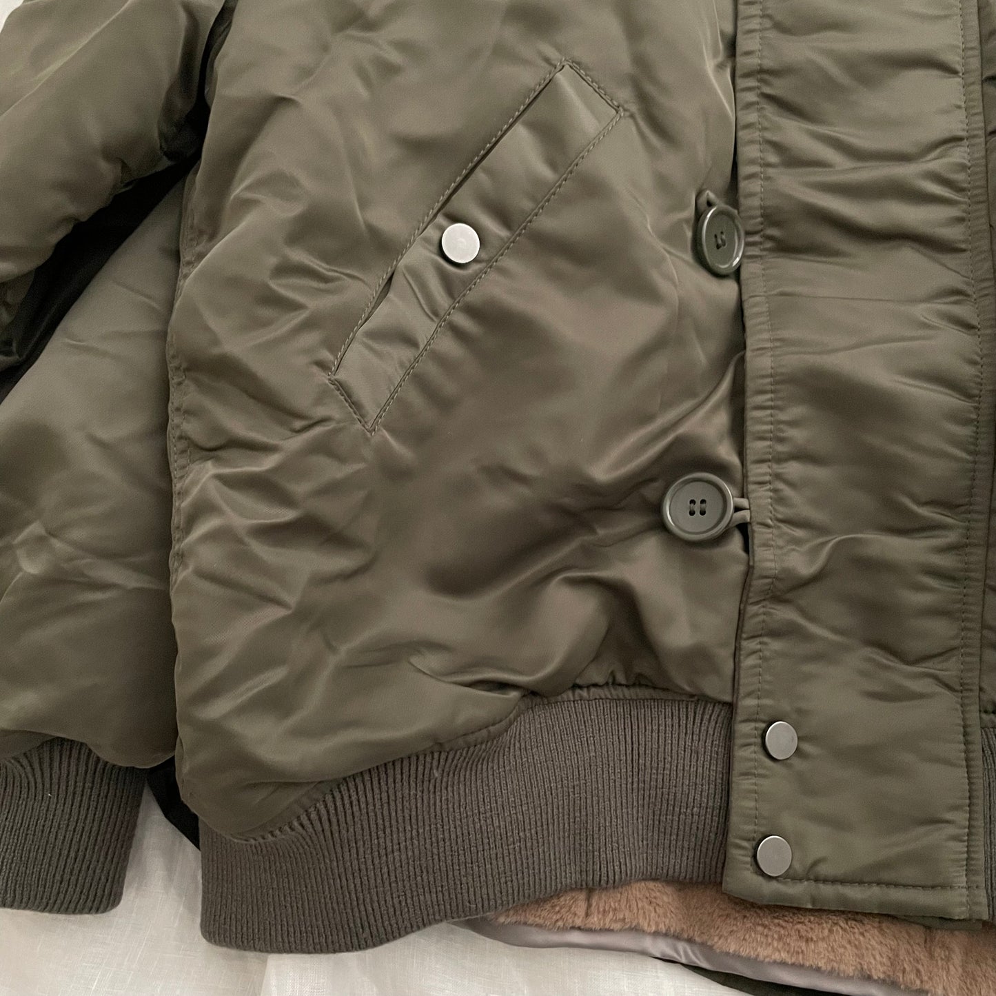 grace class/continential khaki puffer blouson jacket with pleated back detail