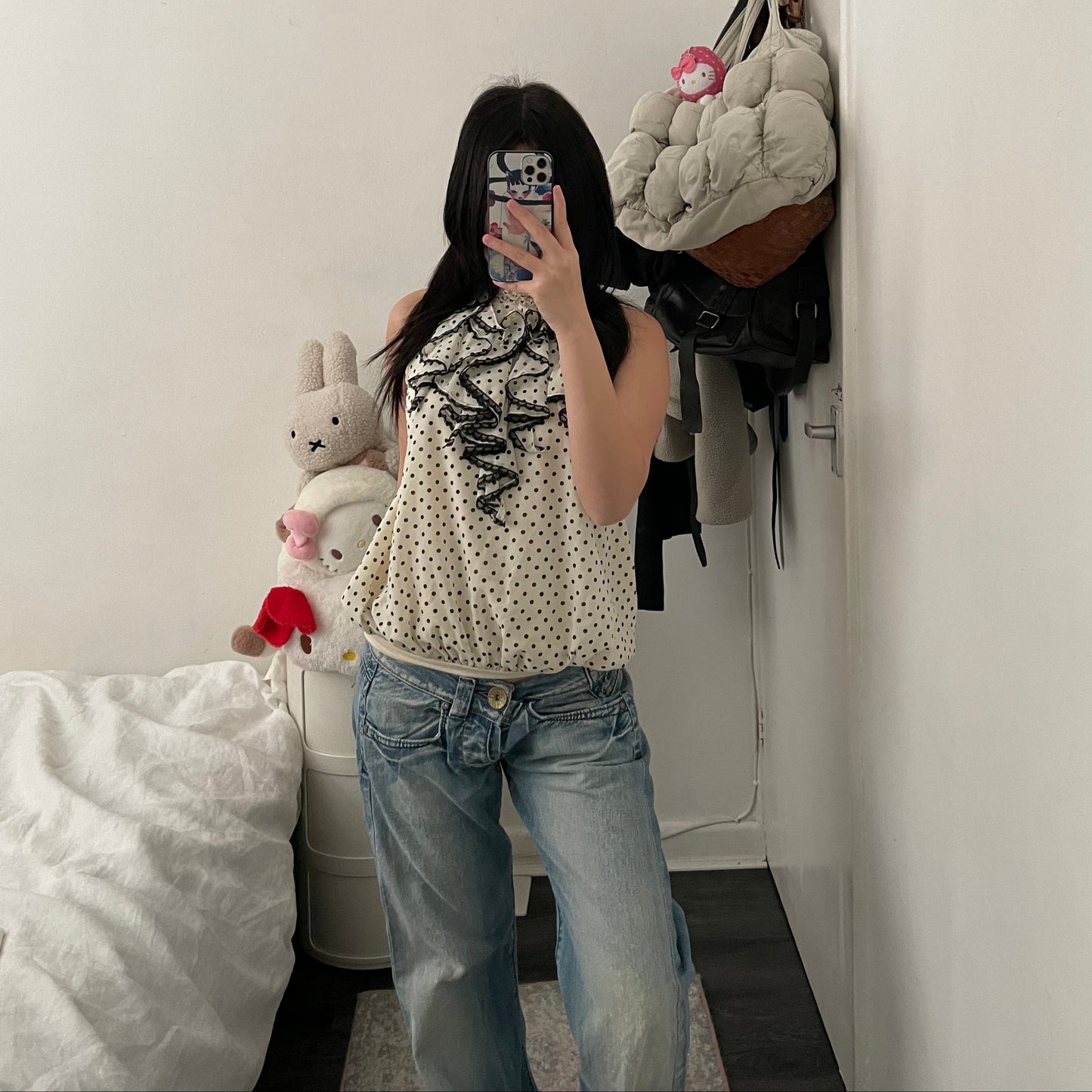 axes femmes cream polka dot ruffle collar blouson vest top