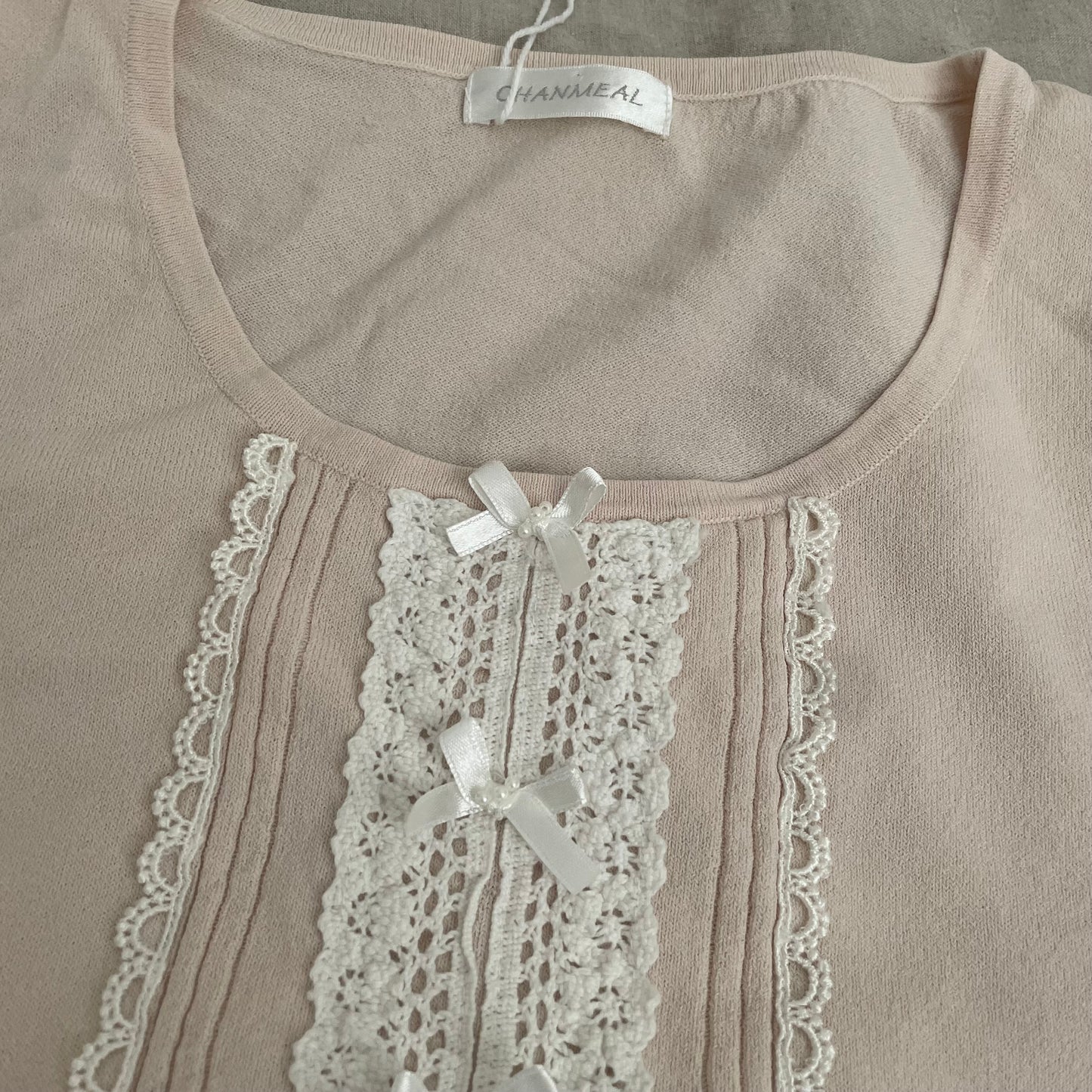 coquette dollette chanmeal beige pink white lacey bow short sleeve top