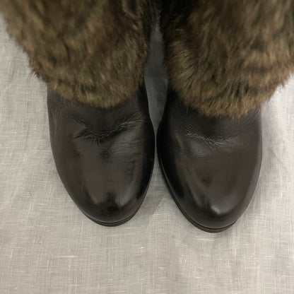 vintage nine west dark brown fur boots with buckle detail