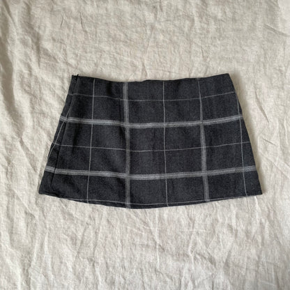 preppy yme grey check wool pleated mini skirt with faux leather buckle detail