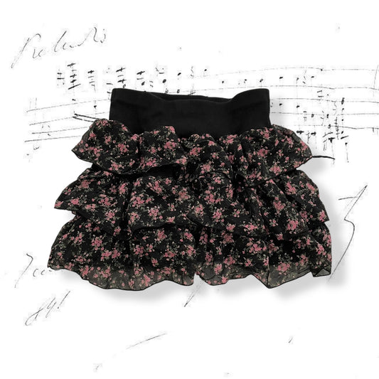 black pink floral print tiered ruffle mini skirt