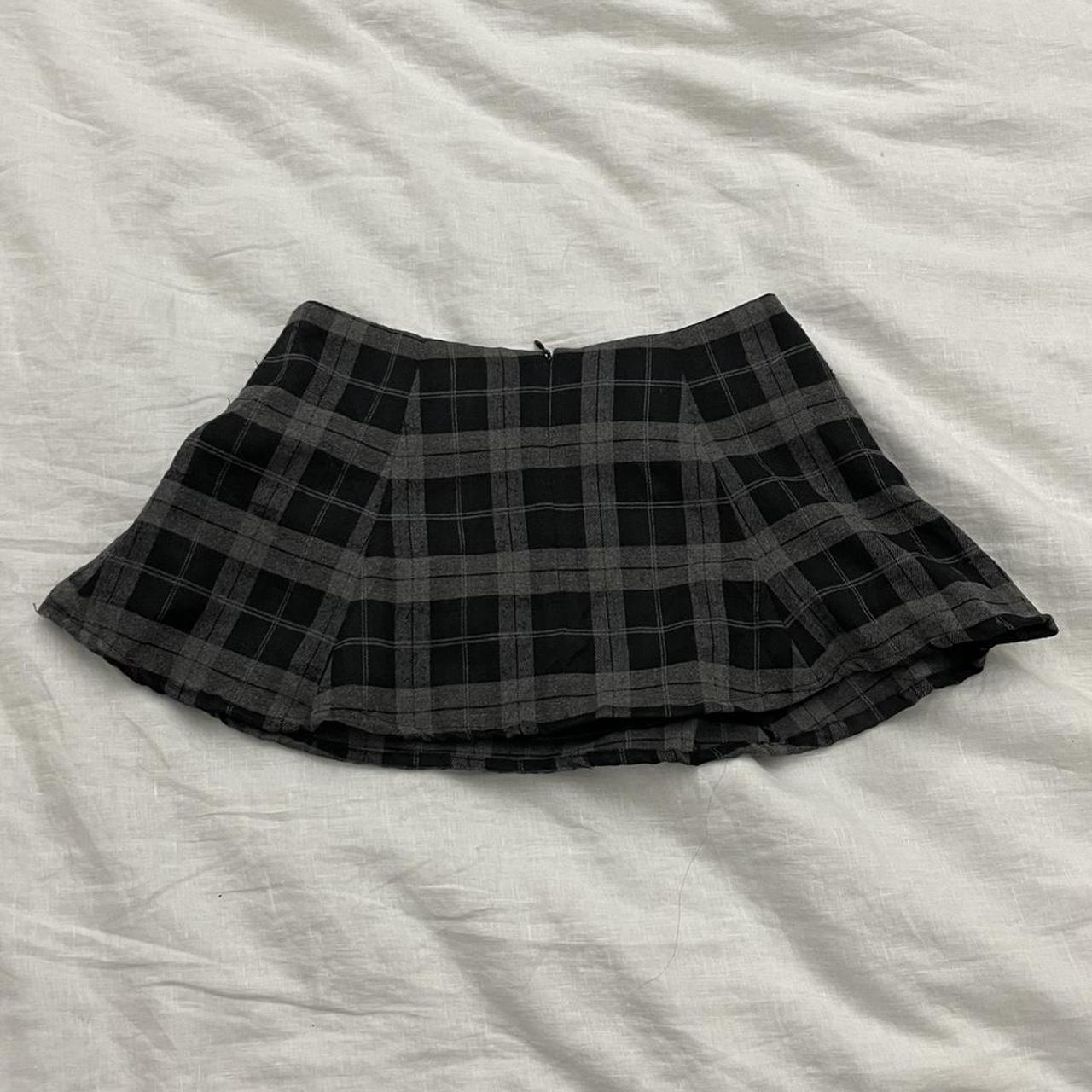 vintage grey black checkered plaid preppy mini skirt with bow detail